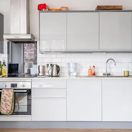 Cozy-glam City 2bed Weekly Mthly Offers! * בריסטול