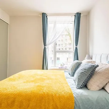 Cozy-glam City 2bed Weekly Mthly Offers! בריסטול
